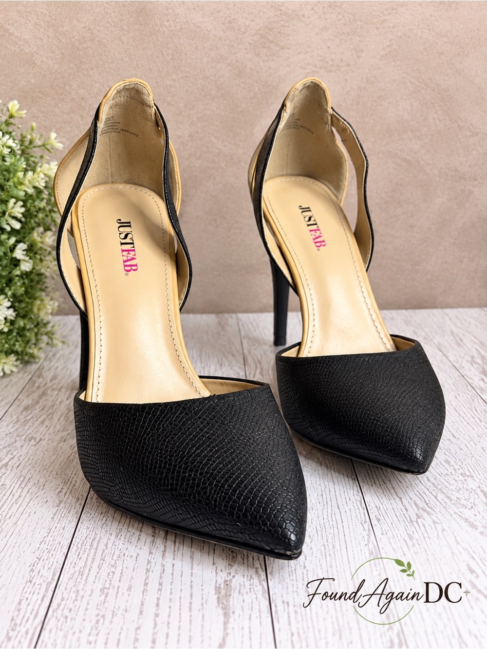 JustFab Black Textured Pointed-Toe Slingback Heels